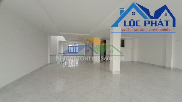 Cho thuê tòa nhà 1 trệt 3 Lầu 880m2 sàn KDC Phú Thịnh Long Bình Tân giá chỉ 40 triệu.