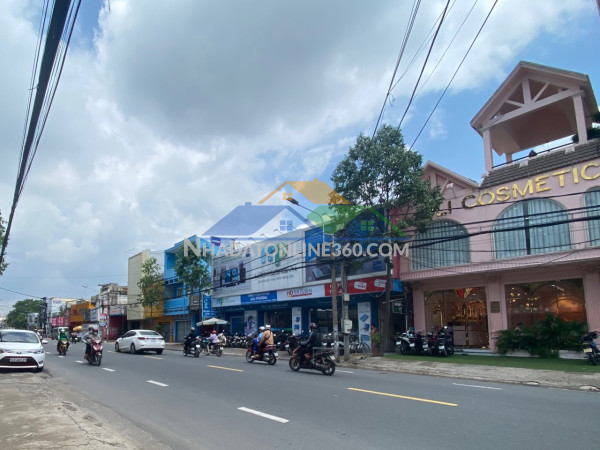 Bán nhà mặt phố tại Đường Phạm Văn Thuận, Phường Tân Tiến, Thành phố Biên Hòa, Đồng Nai giá 20 Tỷ