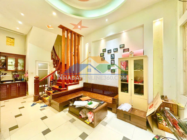 Căn nhà biệt thự mặt phố bà triệu tầng 3 +4 trung tâm quận hai bà trưng - hàng xóm vincom bà triệu - giá 5.1 tỷ