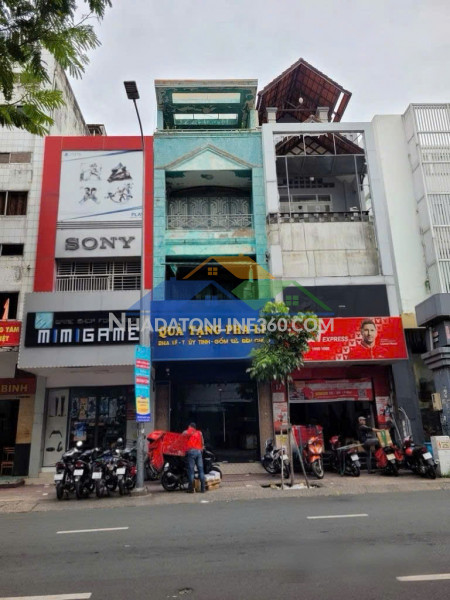 Cho thuê nhà mặt tiền phạm văn đồng p3 - quận gò vấp_diện tích: 8.5m x 50m