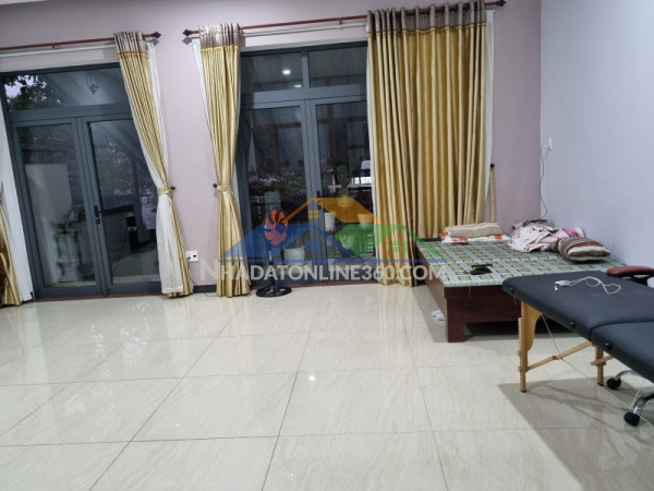 Nhà 2 tầng – lô góc 3 thoáng đât 80m2 – tt hải châu – gần trái bắp giá 8 tỷ