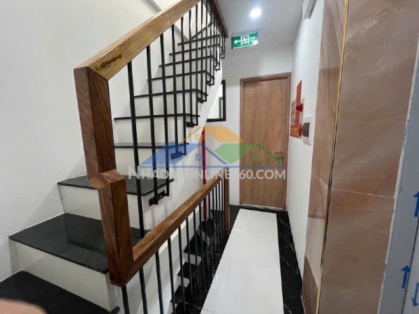 Bán nhà phú xá - lâu đài mini 52m², 5 tầng, mặt tiền 4.5m - giá 9.8 tỷ