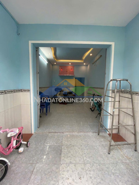 Hẻm xe hơi, 30m2, 2 tầng, sổ đẹp, chiến lược giá nhỉnh 3 tỷ