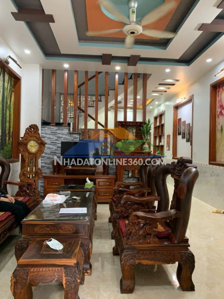 Bán nhà dĩ an đường oto,shr, gần làng đhqg tphcm,giá rẻ như cho
