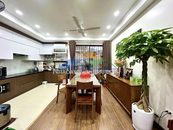 Bán căn lk đại kim nguyễn cảnh dị, vỉa hè, ô tô tránh, 77m, 5t, mt 6m, 21.5 tỷ