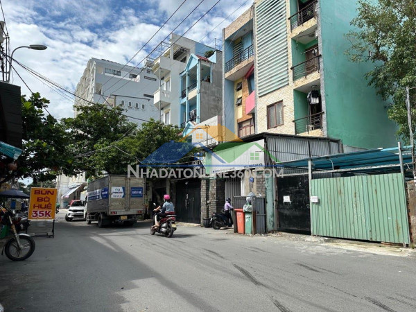 Bán nhà mtkd đường 32m dương quảng hàm ngang 5m 100m² kd đa ngành 23.2 tỷ 

mô tả 

bán nhà mtkd đường 32m dương quảng hàm ngang 5m 100m² kd tuyệt đỉnh