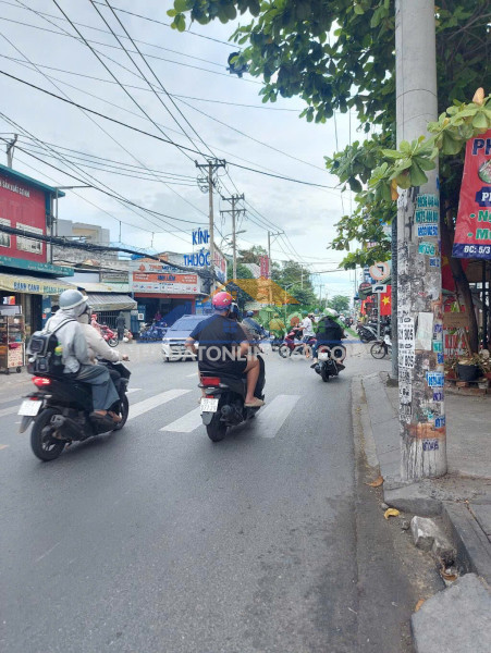 ???? nhà 2 tầng hẻm 637 hà huy giáp sàn 100m2- ngang chuẩn 4m hẻm xe tải chỉ 3,85 tỷ ????????????

☘️diện tích ngang chuẩn 4m dài 14m xây kiên cố 2 tầng
☘️công 