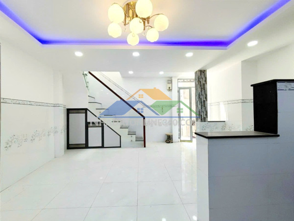 Nhà mới 2 tầng hẻm 314 âu dương lân p3q8. 3.5 tỷ tl Nhà mới 2 tầng hẻm 314 âu dương lân p3q8. 3.5 tỷ tl