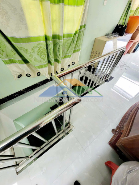 ♪nhà kiệt nguyễn hoàng gần ng v linh, 32m2 gác lửng, sạch đẹp ở ngay, 2.25 tỷ