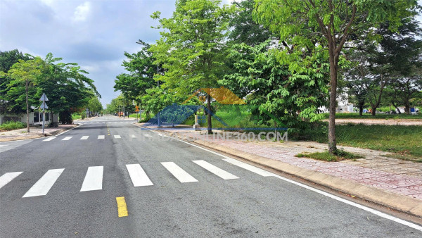 Nhà hẻm xe hơi huỳnh tấn phát, 3 tầng, 5x10m, 5.9 tỷ