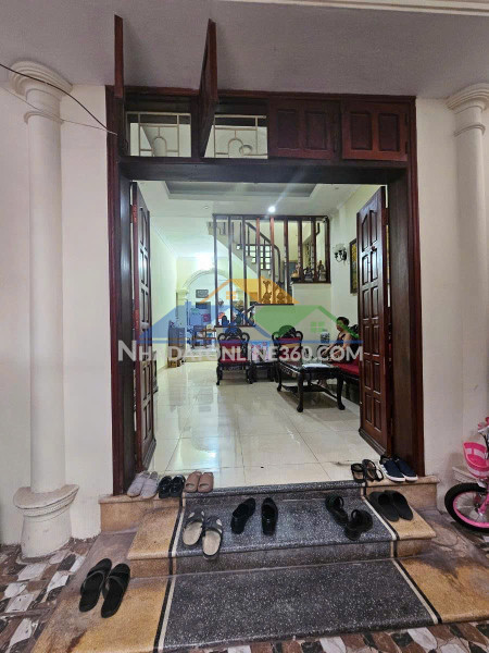 7,95 tỷ - nhà phố trung phụng 36m x 5 tầng - ngõ nông gần phố