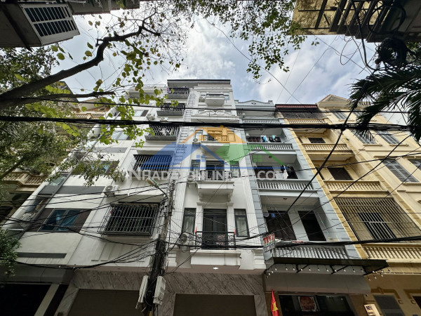 (tin thật 100%) ch 65m2 x 2pn có lốt ô tô tại flc đại mỗ - ban công hướng đông - nội thất 250 triệu