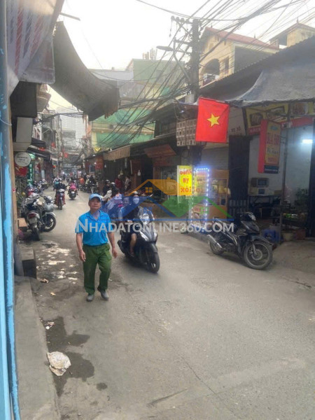 Cho thuê căn hộ tập thể tầng 3 kim liên 60m2, 2 ngủ 7.5 triệu