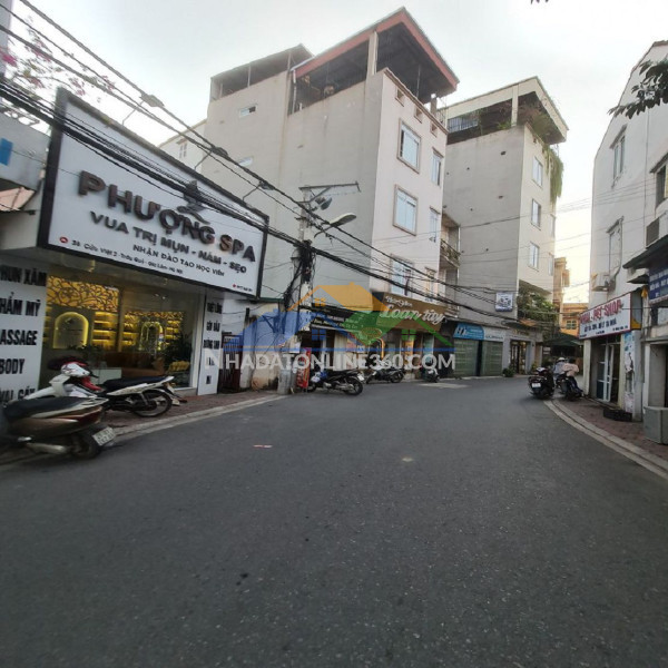 Đất 66m2 phố kd trâu quỳ thông cổng chính học viện vnua. 11 tỷ x nhỏ xíu.
