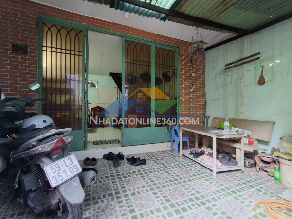 Kẹt tiền bán gấp nhà to giá siêu rẻ lưu hửu phước p15 q8 58m2(3,6 × 16m) 2t, 2pn chỉ 2.6 tỷ.