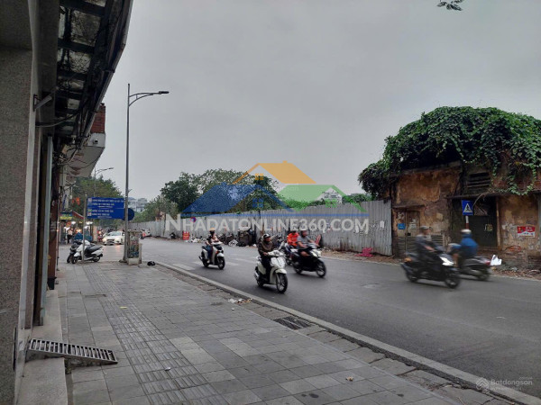 Bán nhà trung tâm quận hai bà trưng nguyễn công trứ, mặt phố thông