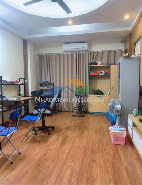 Bán nhà phố trần duy hưng quận cầu giấy, ô tô tránh 40m2 4 tầng 18 tỷ