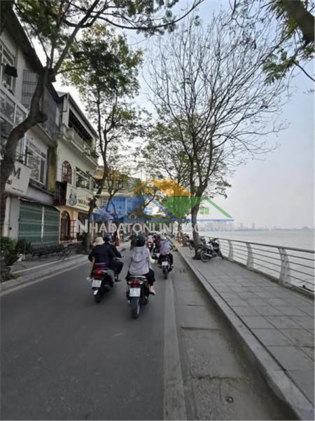 Biệt thự đẹp thành phố giao lưu, từ liêm, 240m2, mặt tiền 8m, gía bán chỉ 96 tỷ