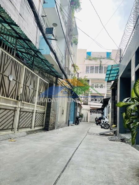 Bán nhà cấp 4 quận 10, 146 m2, 6x23m, hẻm xe hơi, 19.9 tỷ