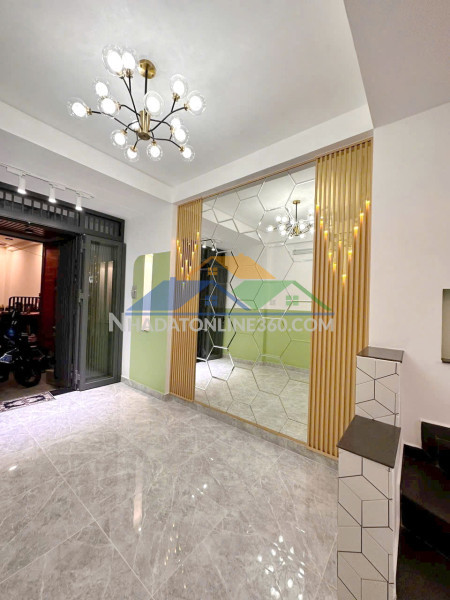 Bán nhà nát (5x18m nh l 8m) gần bờ kè lò gốm. 5.55 tỷ