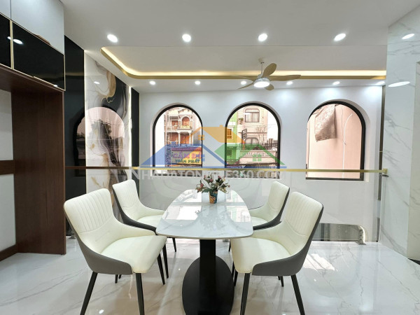 Bán nhà cổ nhuế 30m2x6 tầng, sát khu đô thị thành phố giao lưu, ảnh thật, 5.65 tỷ