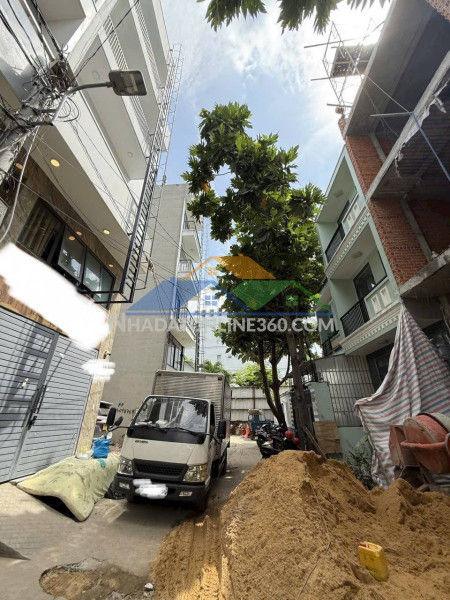 Bán nhà dt 100m2 - hẻm xe tải đường lê trọng tấn, q. tân phú
