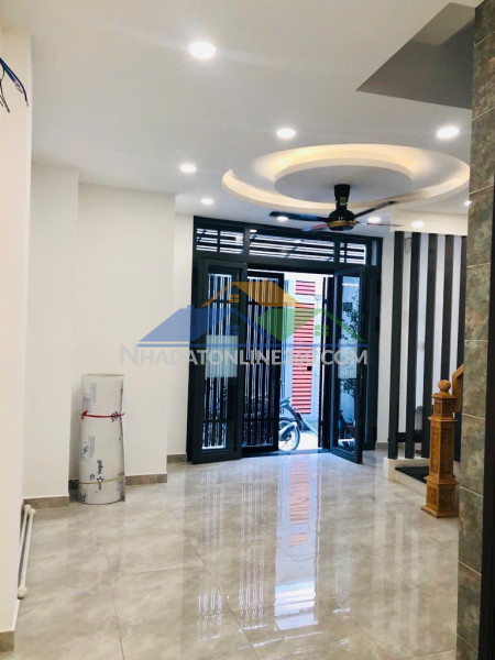 Bán đất mặt tiền đường rộng 20m (6.2x23), sát sân bay tân sơn nhất và sân gofl tsn, p12, gò vấp, 21 tỷ