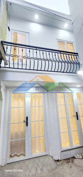 Nhà mới đẹp ở ngay -  không quy hoạch - 2pn 2wc- hiếm có trung tâm quận 7- chỉ 2.4 tỷ