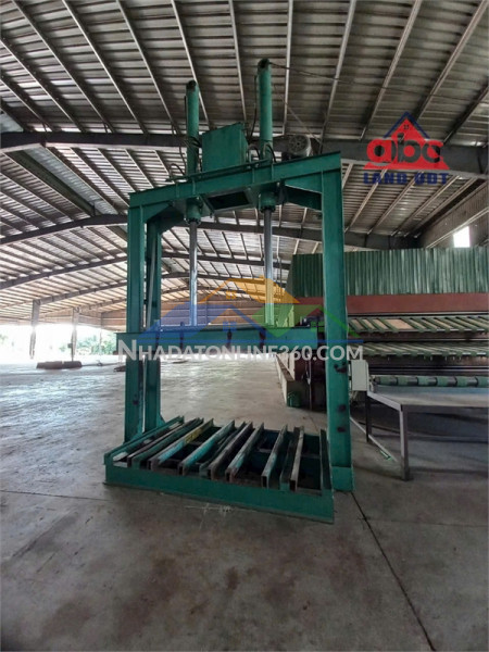 Xt317 nhà xưởng sản xuất khuôn viên rộng, phù hợp sản xuất kho bãi xuất nhập hàng