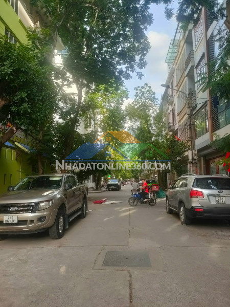 Bán nhà hoàng quốc việt, phân lô, ôtô tải tránh, vỉa hè kinh doanh, 55m2 chỉ 16 tỷ 480 Bán nhà hoàng quốc việt, phân lô, ôtô tải tránh, vỉa hè kinh doanh, 55m2 chỉ 16 tỷ 480