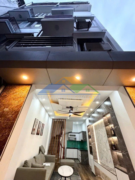 Cho thuê nhà phố thi sách 3 tầng x 100m2, thiết kế pháp cổ, cho ở chuyên gia, nước ngoài