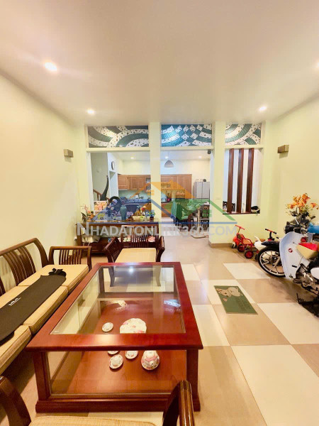 : bán nhà khuất duy tiến  - ô tô tải đỗ cửa - thang máy- nhà đẹp full nội thất 35m giá chỉnh 10 tỷ
