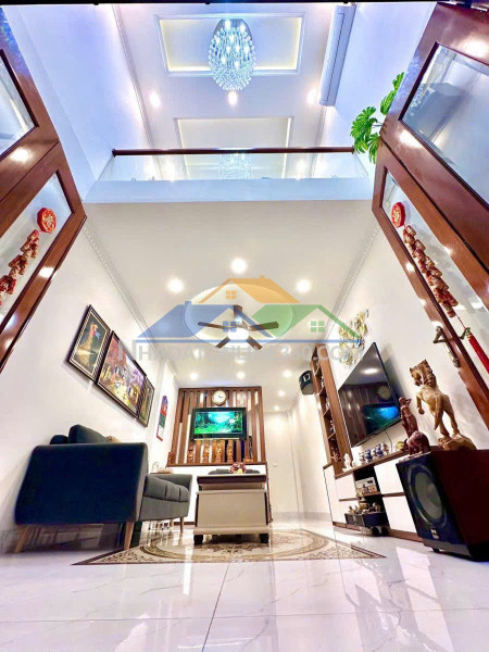 Bán nhà bồ đề, long biên 31m 5t oto ,kd, giá 7,9ty. Bán nhà bồ đề, long biên 31m 5t oto ,kd, giá 7,9ty.