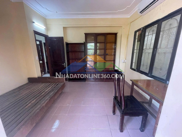 Cho thuê nhà ngõ 290  lĩnh nam, 5 tầng x 35m2, 3pn, 4 wc, 10.5 triệu