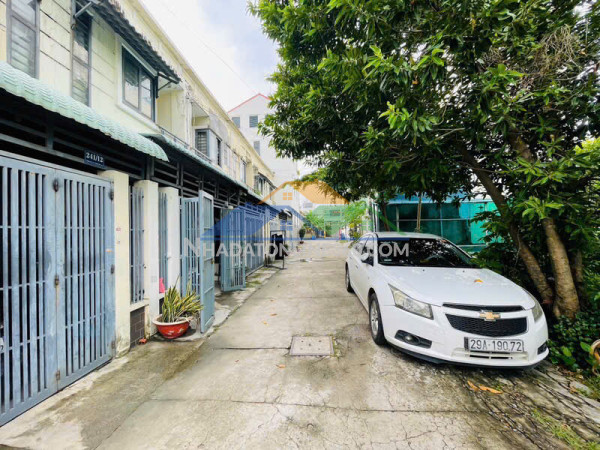 ????bán lô đất mt bờ kênh đường thạnh xuân 25 cạnh ub phường thạnh xuân quận 12- dt 96m2 (5,1x19) chỉ 5,2tỷ

✅diện tích ngang đẹp 5,1m dài 19m
✅hiện trạng có kh