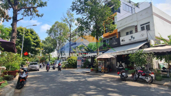 Bán nhà 1 đời chủ ngay bình đông, q.8 hẻm xe tải thông- 12x25m ( 352m2),giá nhỉnh 21 tỷ