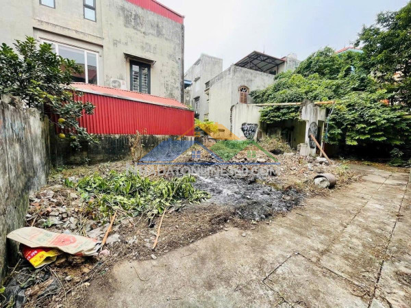 Hiếm hai bà trưng, lô góc, ô tô tránh, mới koong 30m 5t chỉ 6 tỷ 0965549363