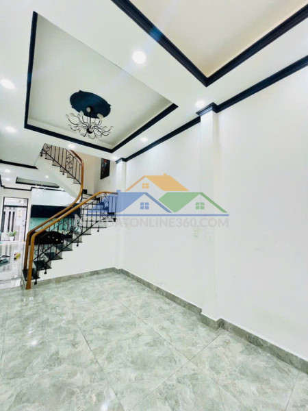 Nhà khu dân cư phường thạnh lộc quận 12 hơn 5 tỷ- 3 tầng 4pn- dt 60m2 (4,2x17) hxt 8m

◾️diện tích ngang 4,2m dài 17m
◾️kết cấu 1 trệt 2 lầu sân thượng trước