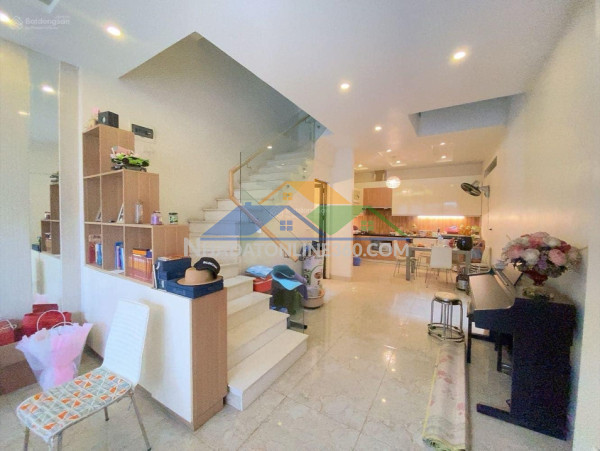 Bán nhà kim giang - dt 55m2 x 5 tầng, nhà đẹp, ở luôn, ngõ oto, giá 7.85 tỷ, sđcc