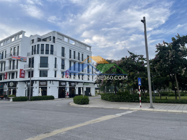 Shophouse biển sầm sơn. sổ lâu dài. tt thánh địa du lịch sầm sơn. lh: 0966 343 969
