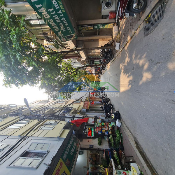 Đất đầu tư trung tâm gia lâm. phố kinh doanh gần học viện. 66m2.