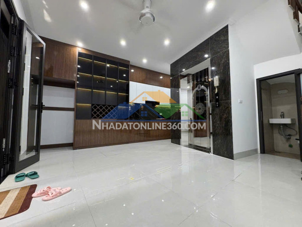 Bán nhà xuân đỉnh – lô góc 2 thoáng – thang máy – ô tô đỗ cửa – 7,5 tỷ