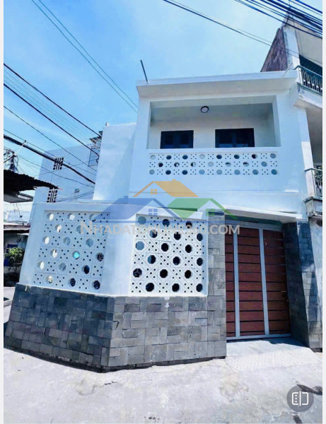 Cần bán đất đường sông đình giáp vĩnh ngọc, gần ubnd xã vĩnh ngọc.
