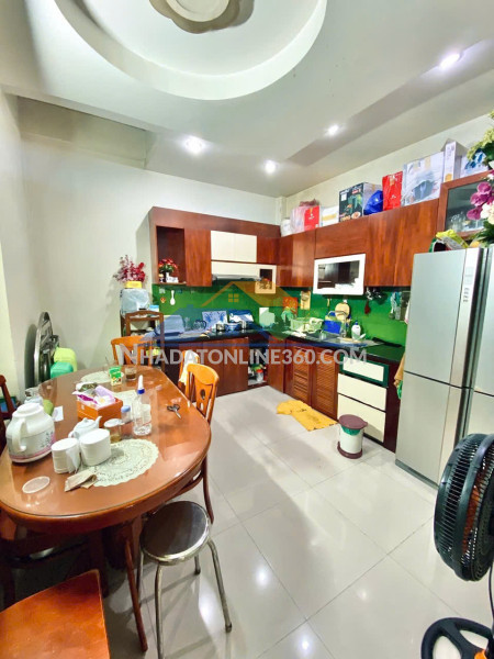 Bán nhà nhỏ - chính chủ - đs 2 - p3 gò vấp - đói diện bv 175 - 2pn lớn - tặng full nội thất - bán 3.45 tỷ - tl