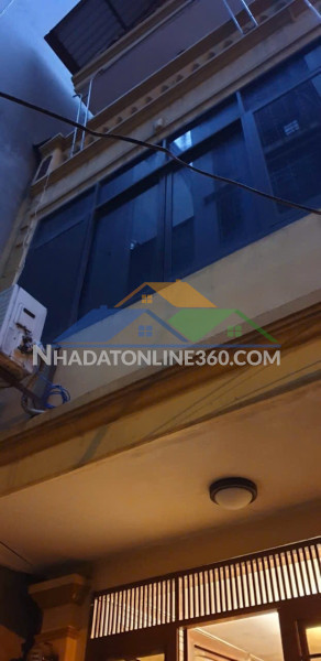Cho thuê nhà ngõ minh khai, gốc đề 5 tầng x 40m2, 3pn vp c.ty, ở gia đình