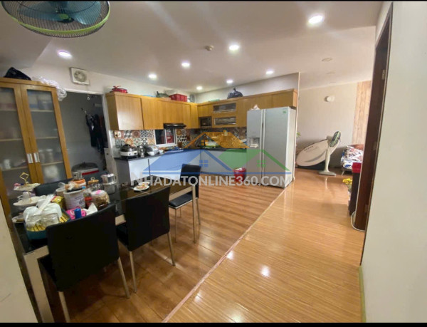 Nhà đẹp- giá tốt cần bán gấp nhà phố sân vườn ca0 cấp lakeview city tiện nghi tại quận 2, tphcm