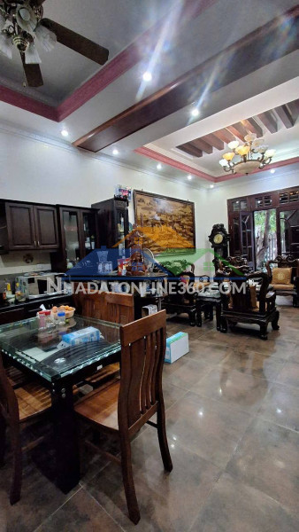 Bán nhà mặt phố bạch mai, 90m2, 5 tầng thang máy mới đẹp, 41 tỷ, kinh doanh đỉnh