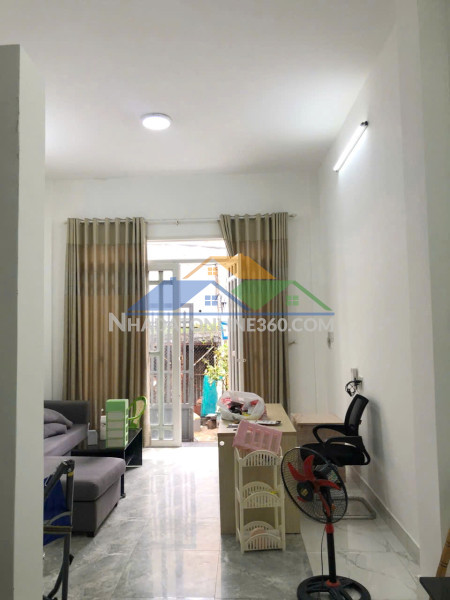 Nhà 3 tầng hẻm 165 đường cống quỳnh p.nguyễn cư trinh q1