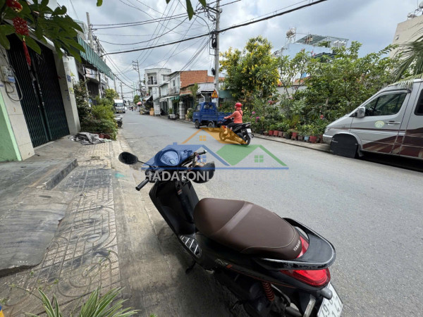 Bán chdv dòng tiền 170tr/th -tân hương tân phú-170m2-5 tầng thang máy - 27.5 ty