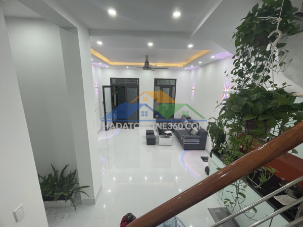 Bán nhà dân xây -phố hào nam, 20m ra phố, 4tầng x 33m2, giá chỉ 7.5 tỷ